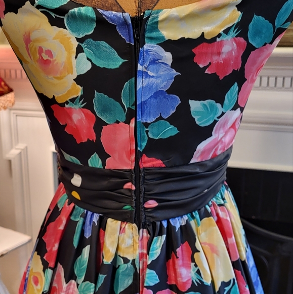 Vintage Nili Martin Floral Midi Dress - Picture 6 of 10